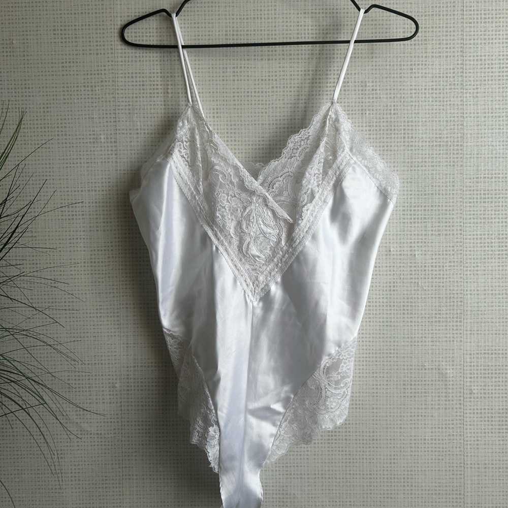 Vintage Christian Dior Elegant White Lace Bodysuit